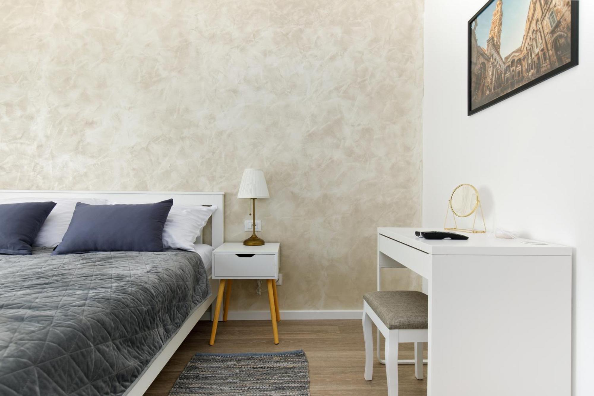 Apartman Mir *